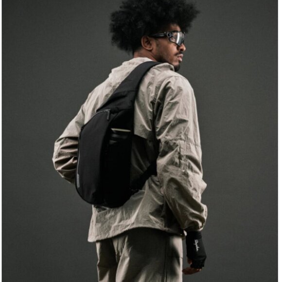 🟦 ALPAKA Metro Crossbody (Right Shoulder) – Axoflux | NWT - Picture 4 of 16